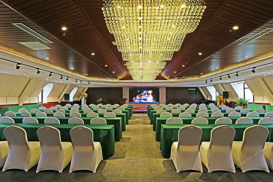 Petrochemical Engineering Hotel Харбин Экстерьер фото